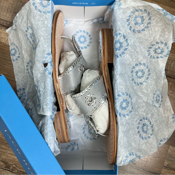 New Jack Rogers flat sandals in silver linen - Picture 7 of 8